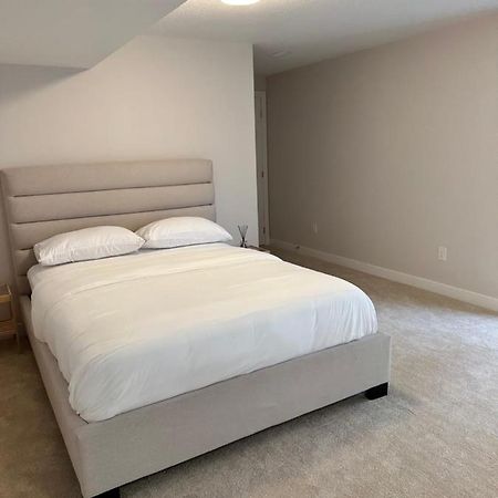 The Stay Lounge Оттава Экстерьер фото